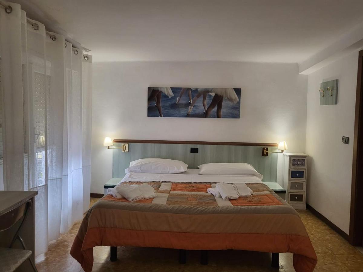 Villa Rosa Loano Ngoại thất bức ảnh
